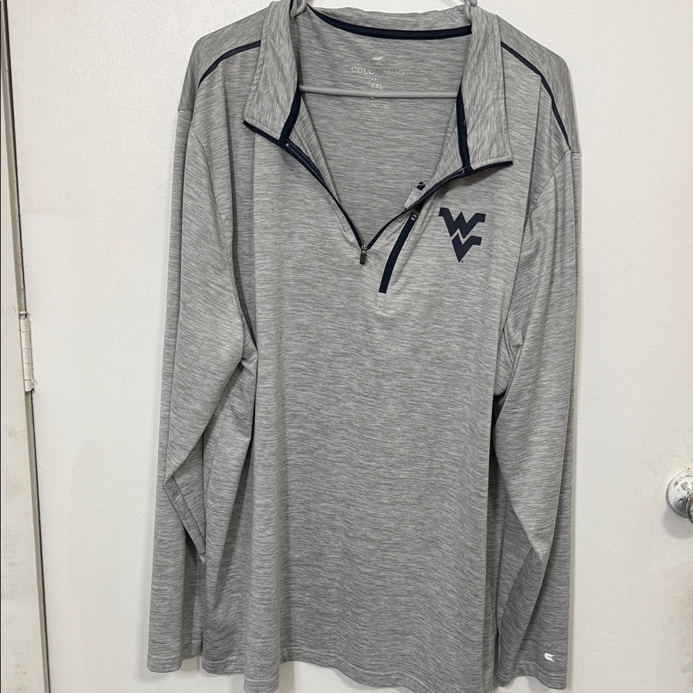 Colosseum Gray Long-Sleeve Quarter-Zip with Navy Logo